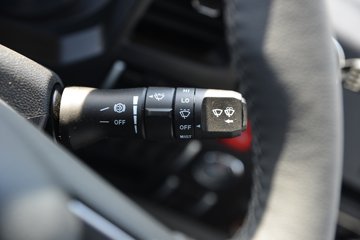 ����HOWO�Ῠͳ˧ 2.5L���� 180���� 12�� 3.85���Ű��դʽ�ῨͼƬ