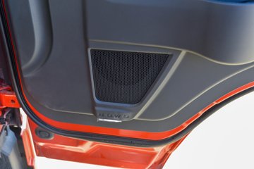 �й�����HOWO ͳ˧ 170���� 4.15�׵�����ʽ�Ῠ(��ʿ��8��)ͼƬ