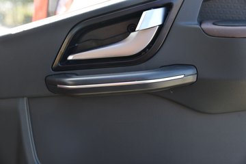 �й�����HOWO ͳ˧ 170���� 4.15�׵�����ʽ�Ῠ(��ʿ��8��)ͼƬ