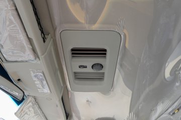 �й�����HOWO ͳ˧ 170���� 4.15�׵�����ʽ�Ῠ(��ʿ��8��)ͼƬ