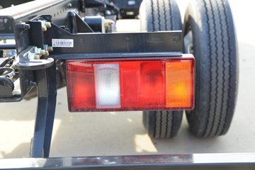 �й�����HOWO ͳ˧ 170���� 4.15�׵�����ʽ�Ῠ(��ʿ��8��)ͼƬ