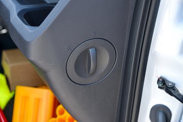 ���� ����M�� 2.0L 127���� CNG 3.94���Ű�����С��ͼƬ