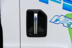 解放 虎6G中体 4.5T 4.05米单排插电式混合动力冷藏车14.016kWh