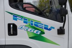 解放 虎6G中体 4.5T 4.05米单排插电式混合动力冷藏车14.016kWh