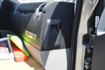 ����HOWO���� 2.5L���� 180���� ������8�� 4.15�׵��Ų�դʽ�ῨͼƬ