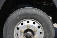 重汽HOWO悍将 2.5L柴油 180马力 万里扬8档 4.15米单排仓栅式轻卡