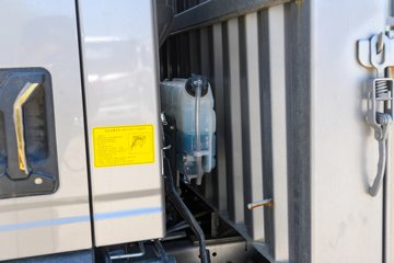 ����HOWO���� 2.5L���� 180���� ������8�� 4.15�׵��Ų�դʽ�ῨͼƬ