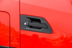 东风商用车天龙KL 标载版 6X4  换电式纯电动牵引车 宁德时代400kWh