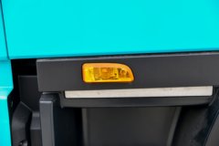 东风天龙KL 标载版 6X4 换电式纯电动牵引车 兰钧新能源400kWh