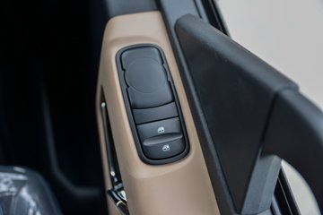 ��������KL ���ذ� 6X4 ����ʽ���綯ǣ���� ��������Դ400kWhͼƬ