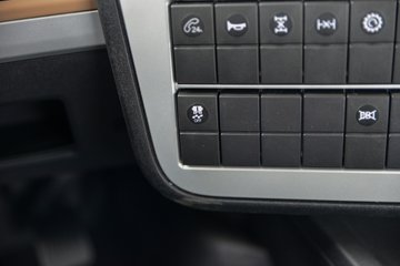 ��������KL ���ذ� 6X4 ����ʽ���綯ǣ���� ��������Դ400kWhͼƬ