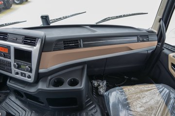 �������ó�����KL ���ذ� 6X4 ���綯ǣ���� ����ʱ��423kWhͼƬ