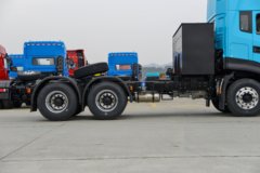 东风商用车天龙KL 标载版 6X4 纯电动牵引车 宁德时代423kWh
