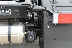 东风商用车天龙KL 标载版 6X4 纯电动牵引车 宁德时代423kWh
