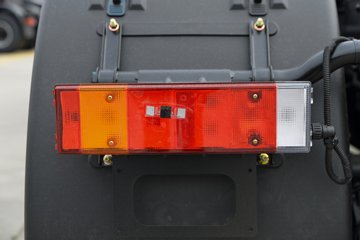 �������ó�����KL ���ذ� 6X4 ���綯ǣ���� ����ʱ��423kWhͼƬ