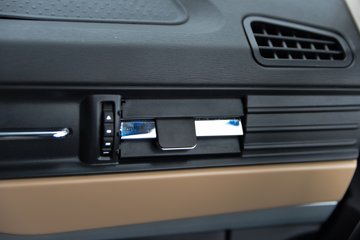 ó KL 12.9L LNG 520 4X2 AMTԶ ǣͼƬ