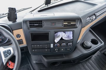ó KL 12.9L LNG 520 4X2 AMTԶ ǣͼƬ