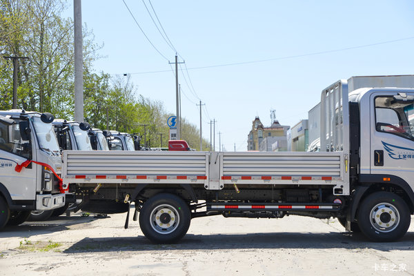 �й�����HOWO ���� 151���� 4.15�׵��������Ῠ