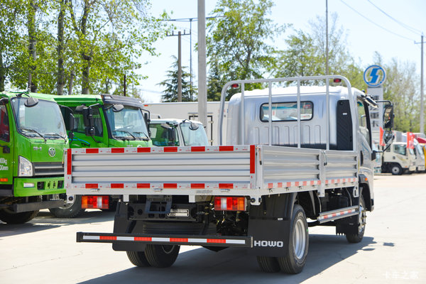 �й�����HOWO ���� 151���� 4.15�׵��������Ῠ