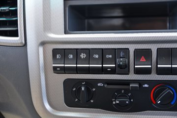 �й�����HOWO ����M 145���� 4.15�׵��������Ῠ(������5��)ͼƬ