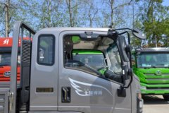 中国重汽HOWO 悍将 151马力 3.85米排半栏板轻卡(万里扬8档)