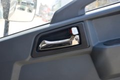 中国重汽HOWO 悍将 151马力 3.85米排半栏板轻卡(万里扬8档)