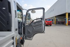 中国重汽HOWO 悍将M 145马力 3.85米排半栏板轻卡(万里扬8档)