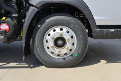 中国重汽HOWO 悍将M 145马力 3.85米排半栏板轻卡(万里扬8档)