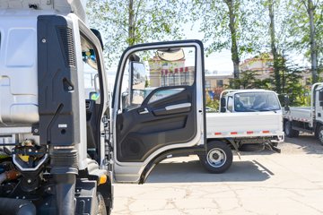 �����������Pro 2.5L���� 163���� ��ʿ��10�� 4.14�׵�����ʽ�ῨͼƬ