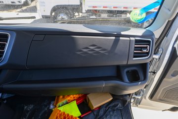 �����������Pro 2.5L���� 163���� ��ʿ��10�� 4.14�׵�����ʽ�ῨͼƬ
