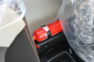�����������Pro 2.5L���� 163���� ��ʿ��10�� 4.14�׵�����ʽ�ῨͼƬ