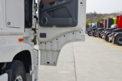 东风商用车天龙旗舰GX 14.5L LNG 630马力 6X4 伊顿12档 AMT自动档 牵引车