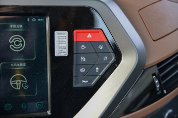 �������ó������콢GX 14.5L LNG 630���� 6X4 ����12�� AMT�Զ��� ǣ����ͼƬ