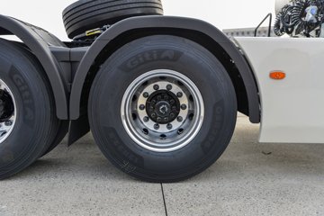 �������ó������콢GX 14.5L LNG 630���� 6X4 ����12�� AMT�Զ��� ǣ����ͼƬ