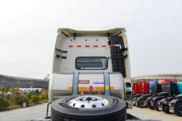 �������ó������콢GX 14.5L LNG 630���� 6X4 ����12�� AMT�Զ��� ǣ����ͼƬ