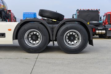 �������ó������콢GX 14.5L LNG 630���� 6X4 ����12�� AMT�Զ��� ǣ����ͼƬ