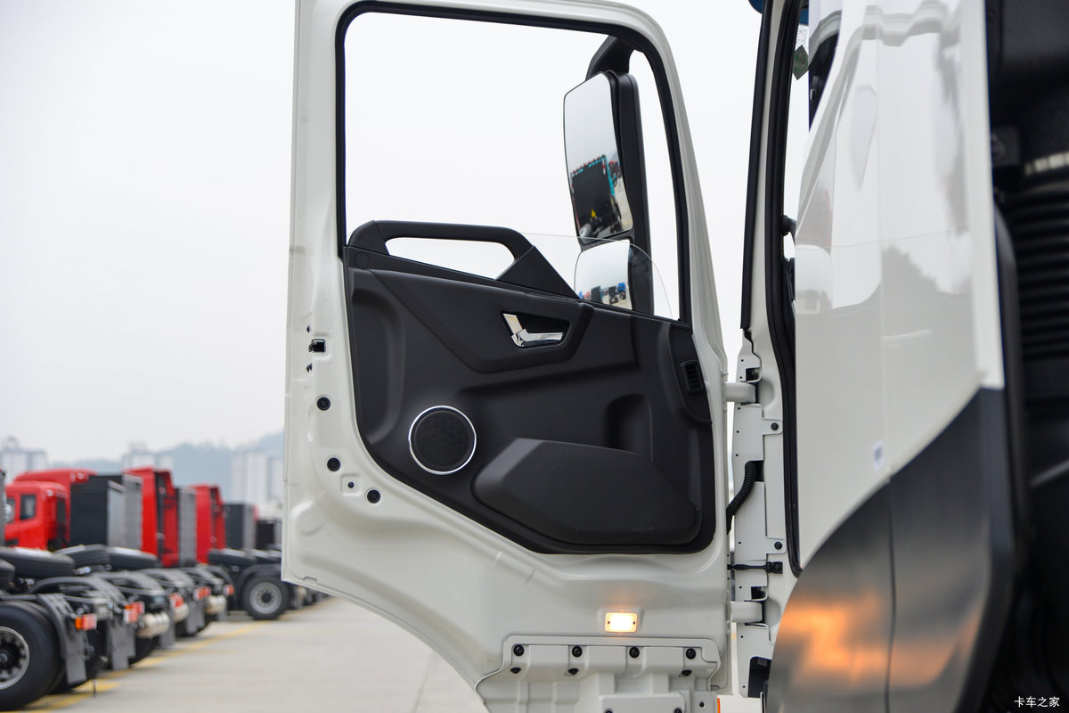 KL 12.9L LNG 480 4X2 ʿ12 ǣʻ                                               