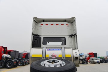 ��������KL 12.9L LNG 480���� 4X2 ��ʿ��12�� ǣ����ͼƬ