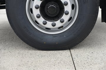 ��������KL 12.9L LNG 480���� 4X2 ��ʿ��12�� ǣ����ͼƬ