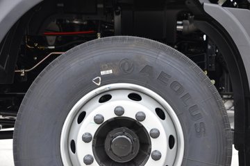 ��������KL 12.9L LNG 480���� 4X2 ��ʿ��12�� ǣ����ͼƬ