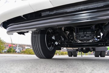 ��������KL 12.9L LNG 480���� 4X2 ��ʿ��12�� ǣ����ͼƬ