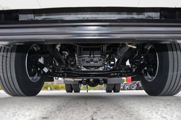 ��������KL 12.9L LNG 480���� 4X2 ��ʿ��12�� ǣ����ͼƬ