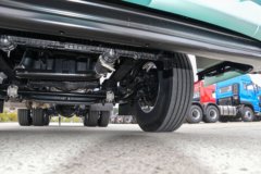 东风商用车 天龙旗舰KX 嵘耀版 14.5L LNG 580马力 6X4 14档 AMT自动档 牵引车