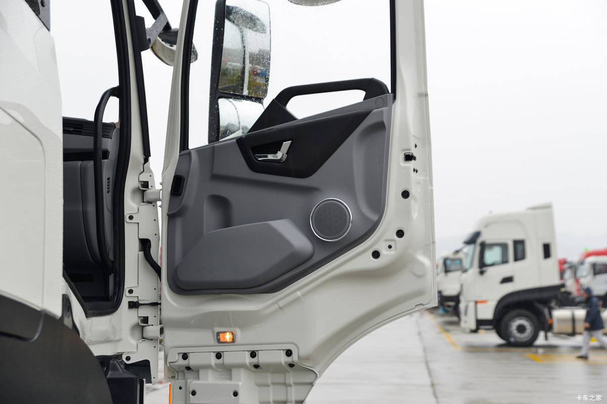 óKL 12.9L LNG 520 6X4 14 ΣƷǣʻ                                               