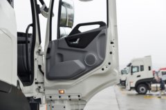 东风商用车天龙KL 12.9L LNG 520马力 6X4 东风14档 危险品牵引车