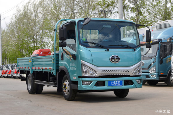 解放虎VH 2.5L柴油 150马力 法士特8档 4.2米单排栏板轻卡