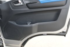 福田欧马可S1 畅盈版 180马力 4X2 AMT自动档 4.08米冷藏车