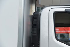 福田欧马可S1 畅盈版 180马力 4X2 AMT自动档 4.08米冷藏车