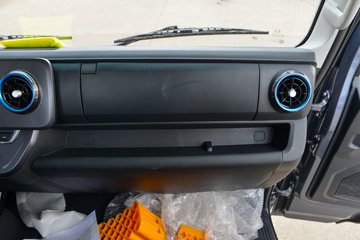 ����ŷ���� ����ES 4.17�׵��Ŵ��綯��դʽ�Ῠ ����ʱ��100.46kWhͼƬ