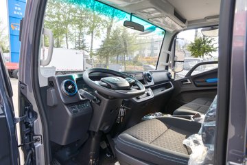 ����ŷ���� ����ES 4.17�׵��Ŵ��綯��դʽ�Ῠ ����ʱ��100.46kWhͼƬ
